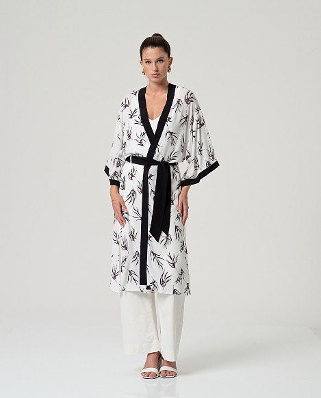 Kimono fluido con cintura Surkana