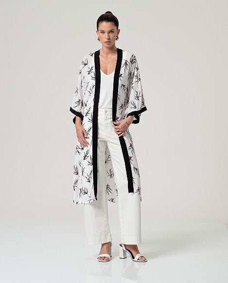 Kimono fluido con cintura Surkana