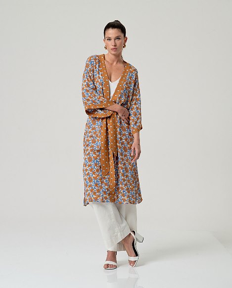Kimono fluido con cintura Surkana