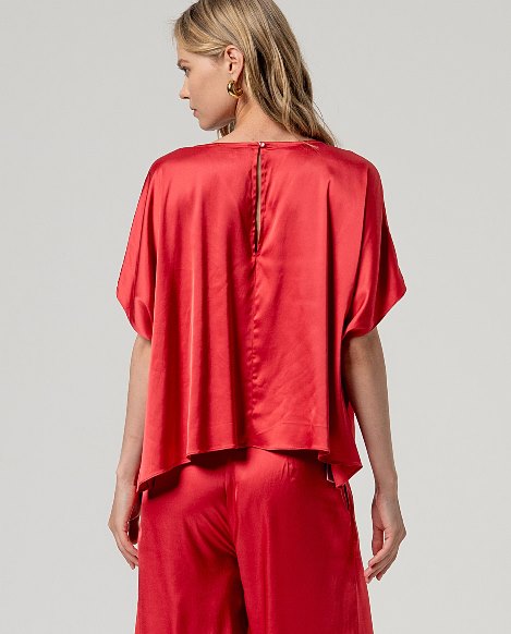 Blusa stile capa Surkana