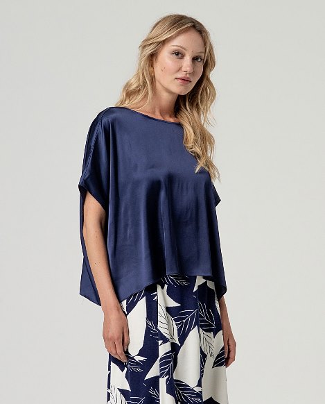 Blusa stile capa Surkana