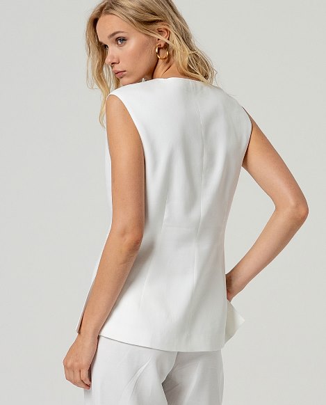 Gilet bianco Surkana