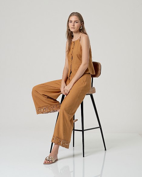 Pantalone gamba larga con ricamo Surkana