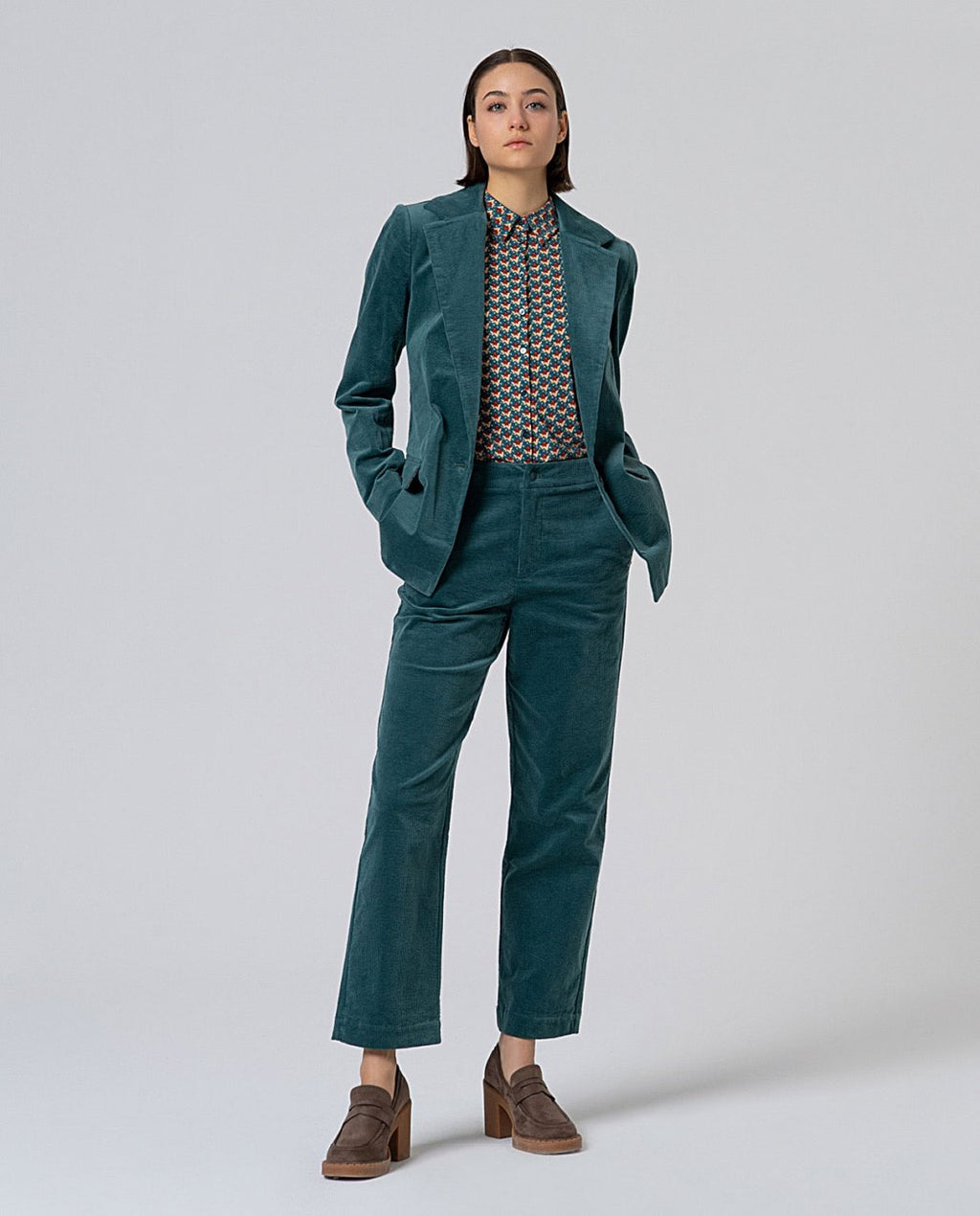 Pantalone dritto in velluto a costine  -50%