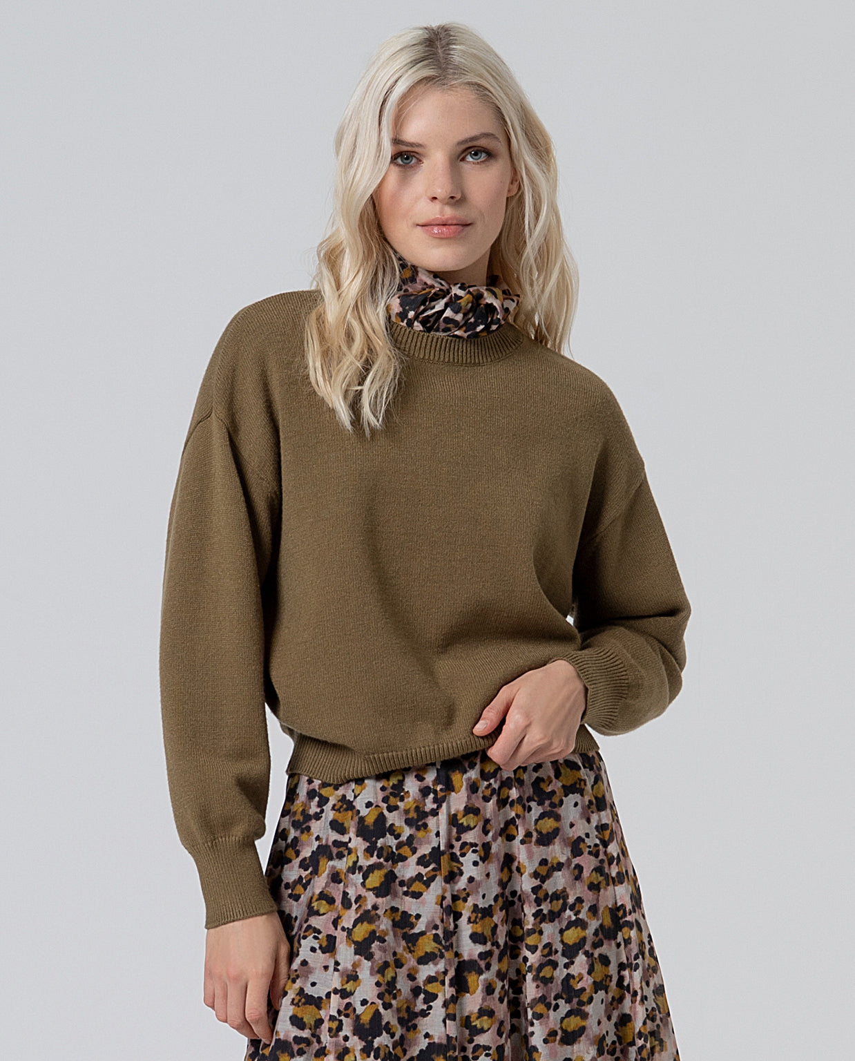 Maglione collo tondo KAKI Surkana  -50%