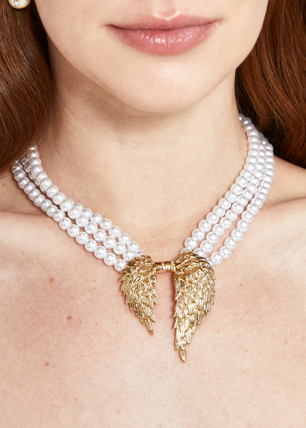 Collana multifilo perle e ciondolo ali oro