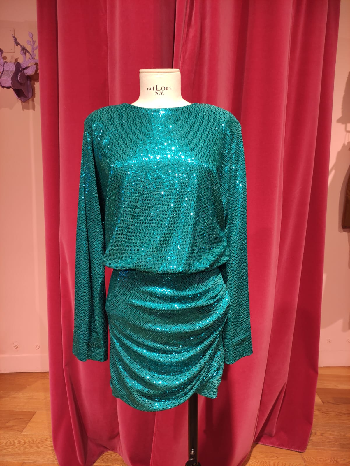 Abito  verde paillettes