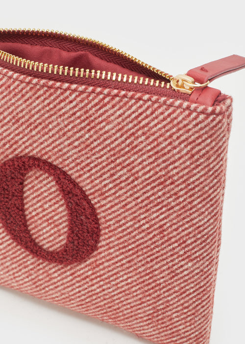 Alphabet clutch small lettera O