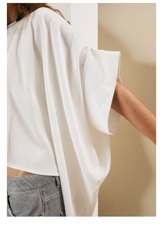 Casacca  bianca manica over