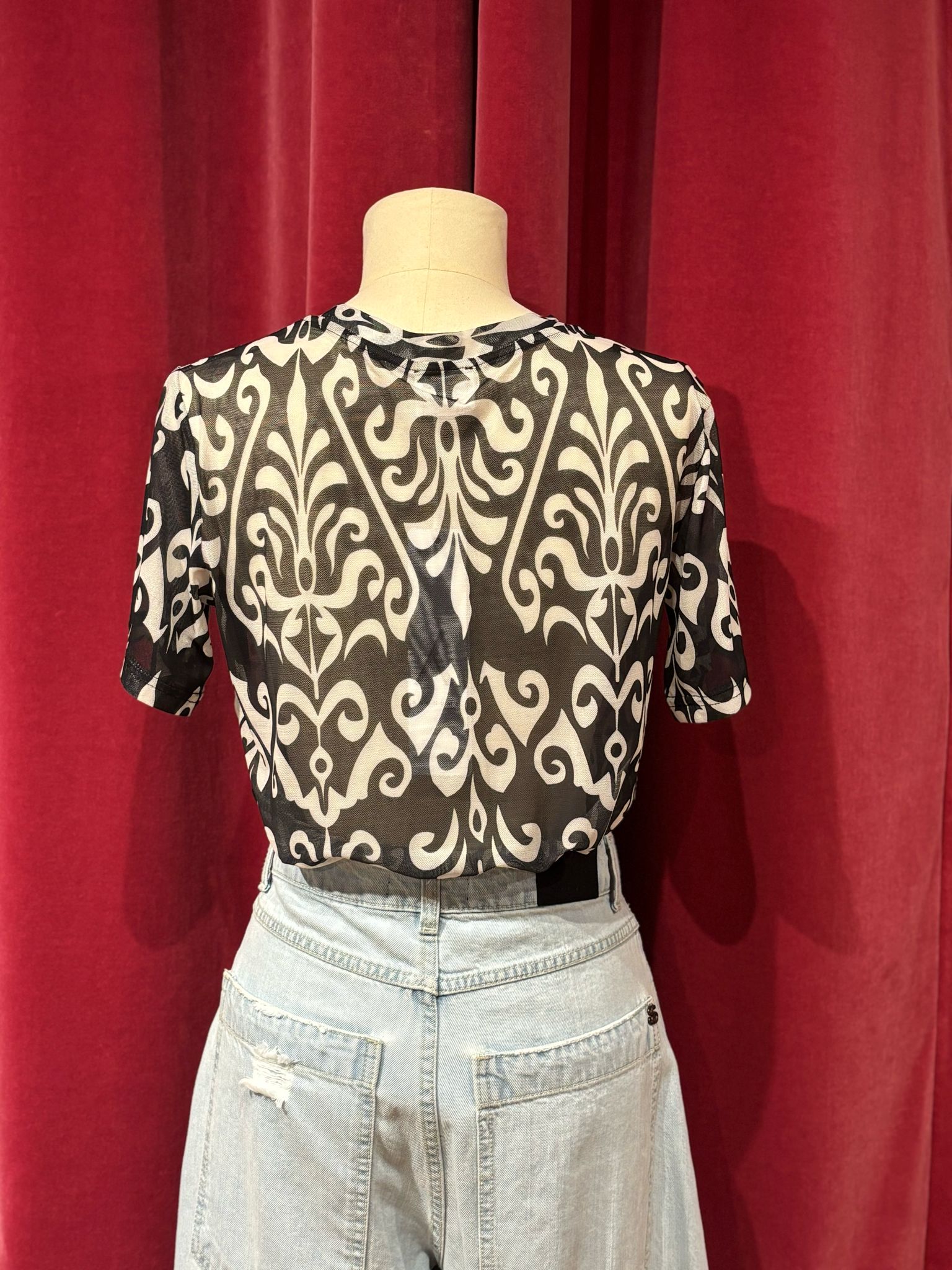 T shirt ARABESQUE manica corta
