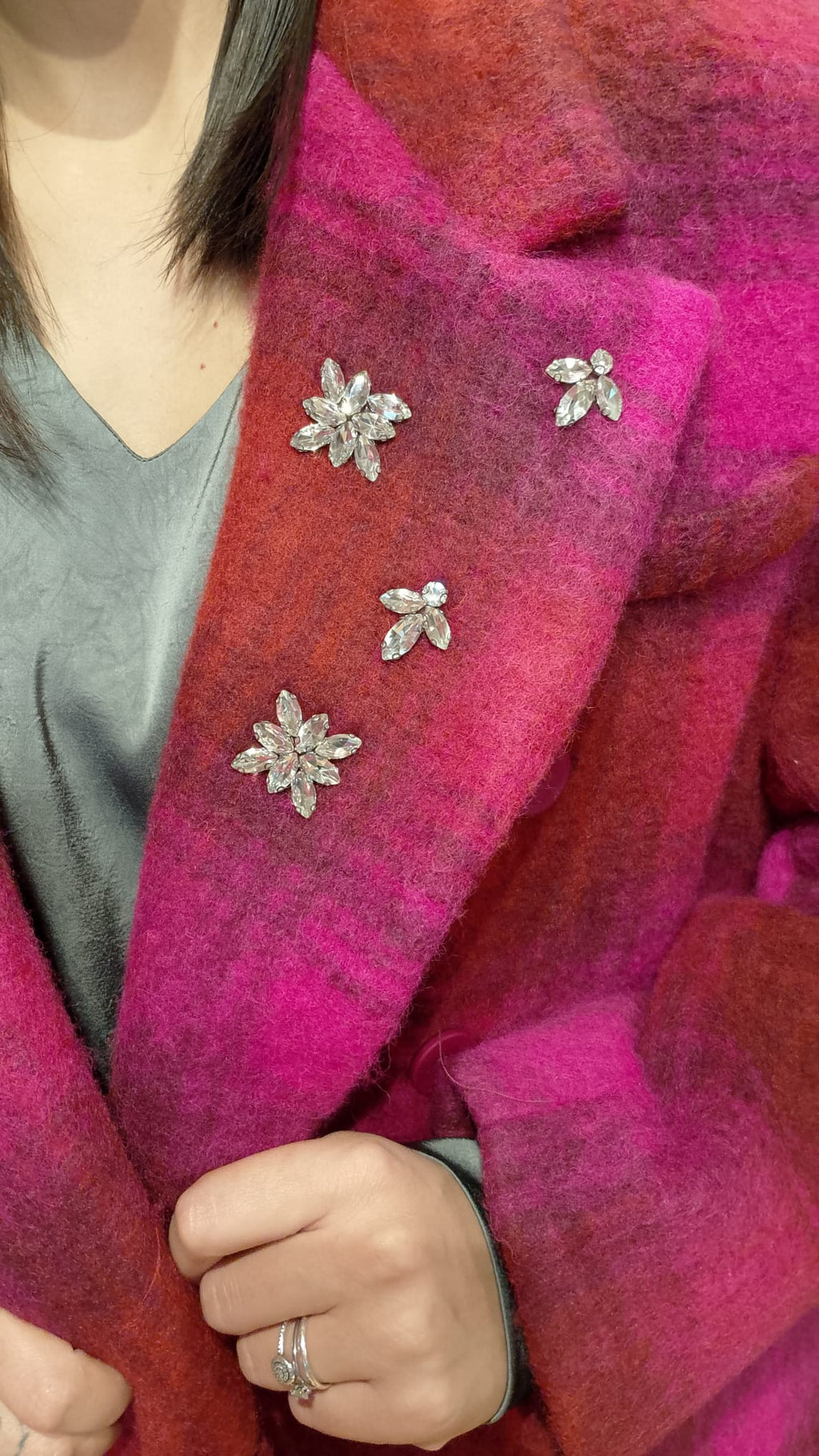 Giacca in lana oversize con applicazioni  -50%