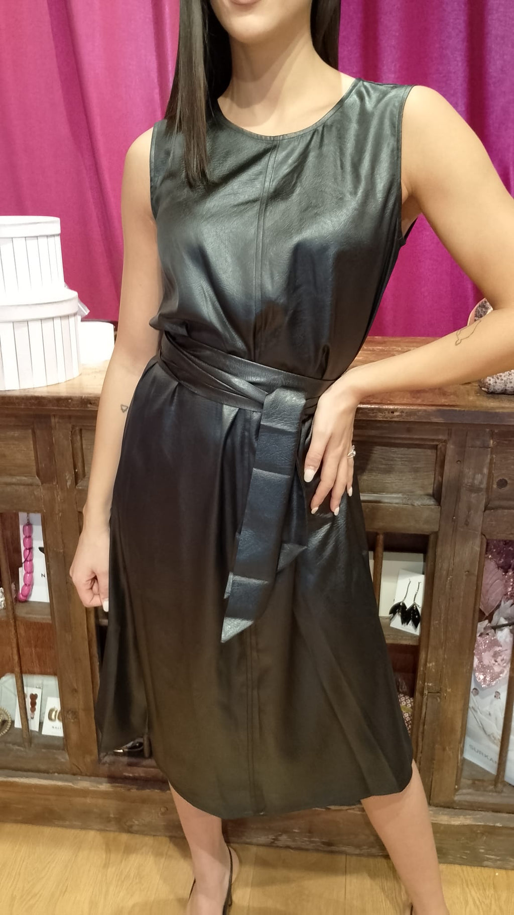 Abito smanicato midi Anonyme  -50%