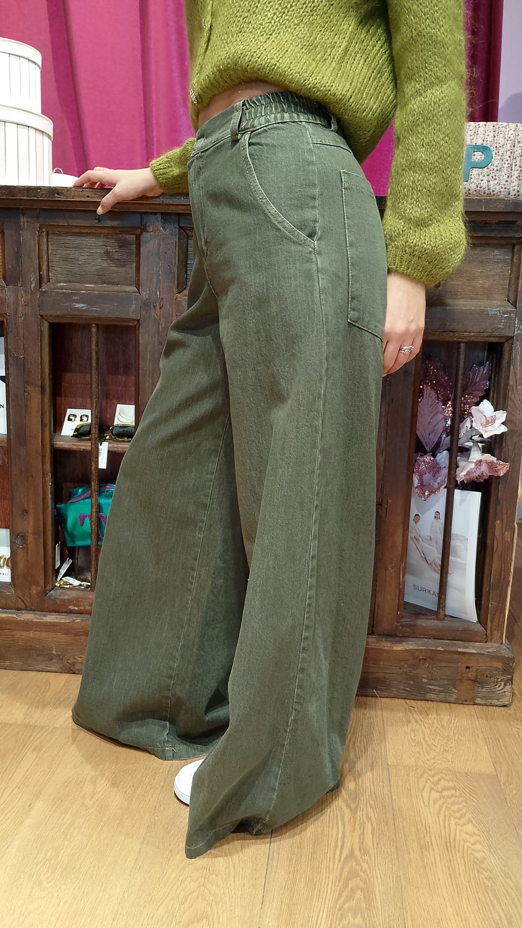Jeans wide leg verde  militare Le Streghe  -50%