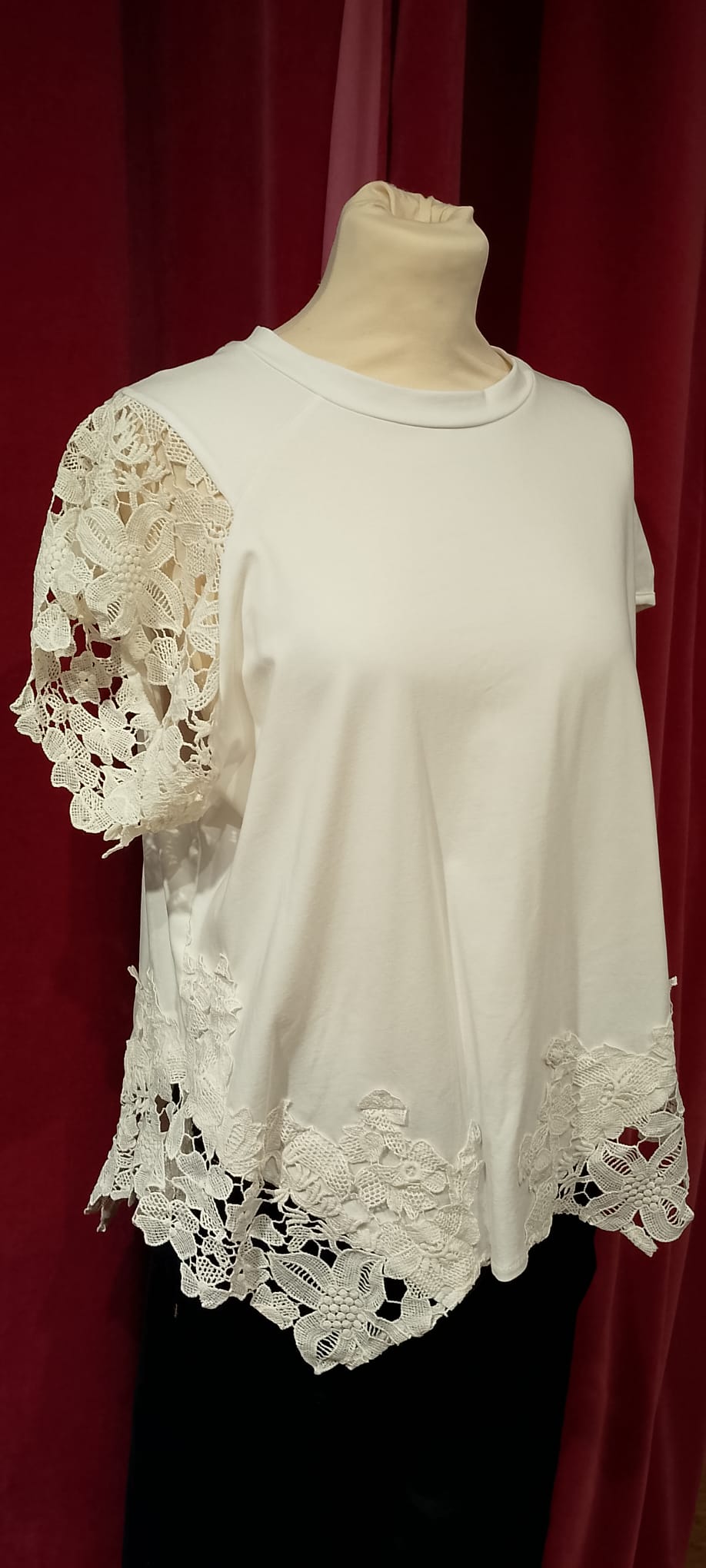 T shirt manica corta pizzo Le Streghe