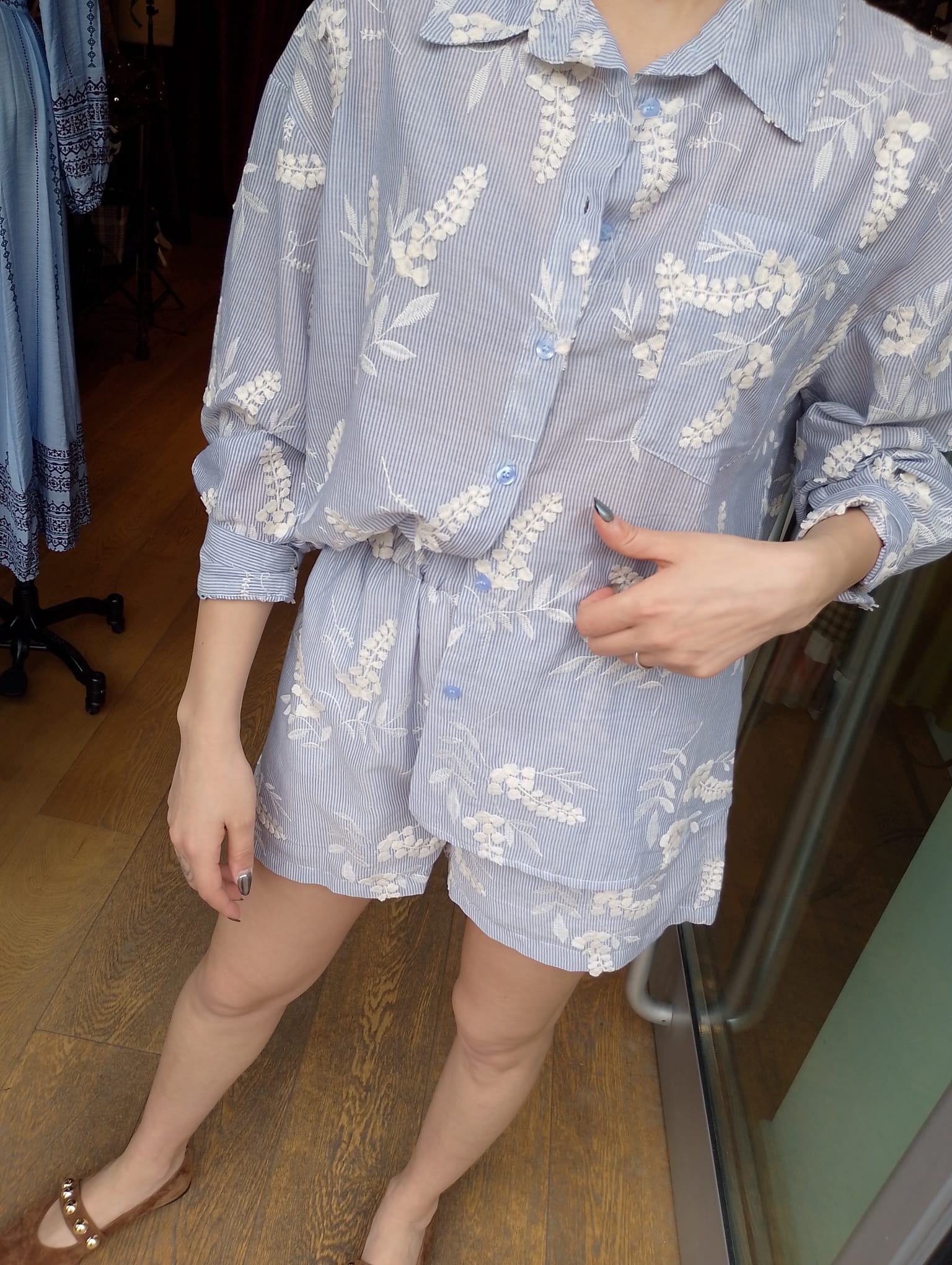 Camicia righe applicazione fiori Souvenir