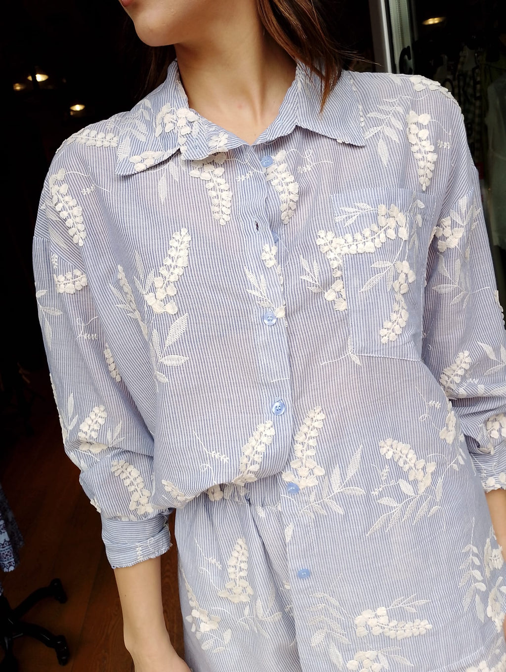 Short righe fiori applicati Souvenir