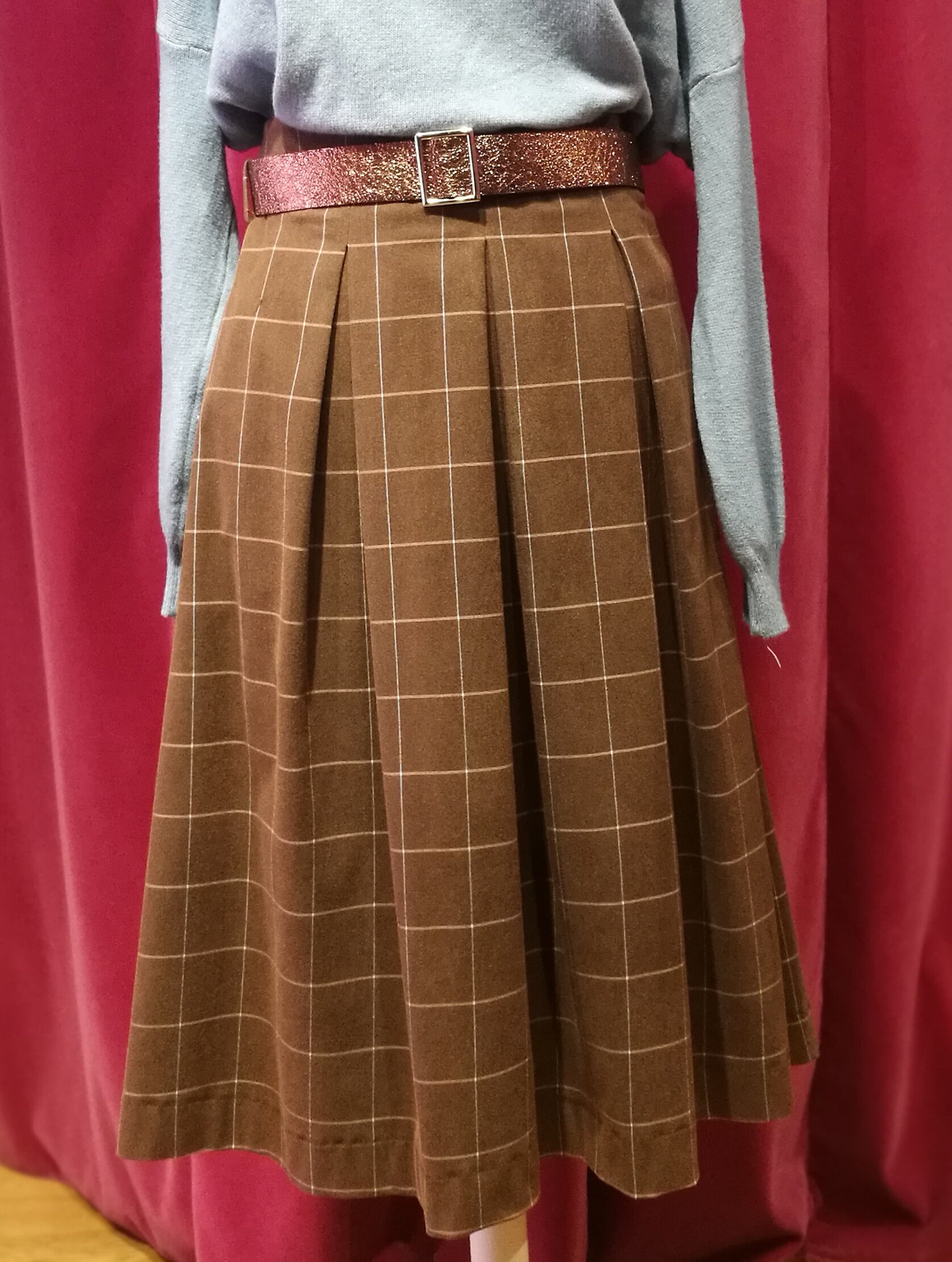 Gonna quadri a ruota